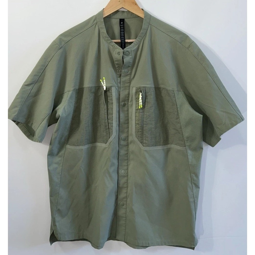 Mens Lululemon Water-Repellent Hiking Short Sleeve Shirt Sz Large EC